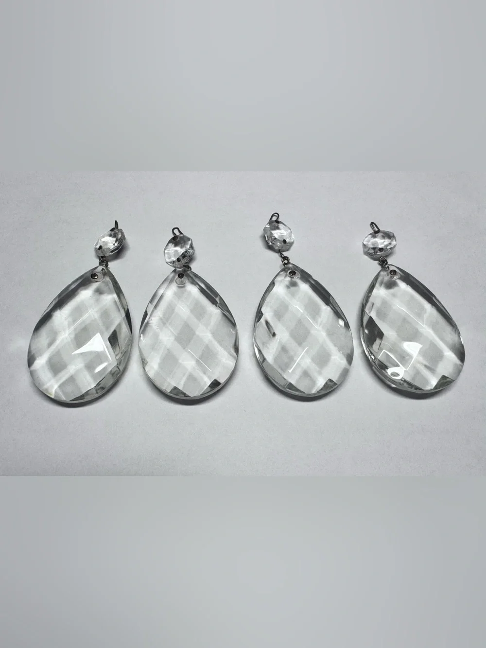 Vintage 4” Faceted Teardrop Crystal Glass Chandelier Prisms - Lot Of 4 - Picture 1 of 4